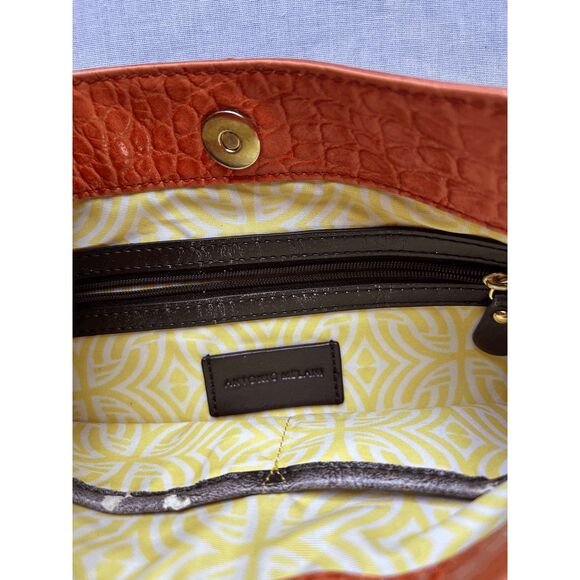 Antonio Melani Burnt Orange Crocodile Embossed 100% Leather Purse/Handbag - Picture 3 of 7